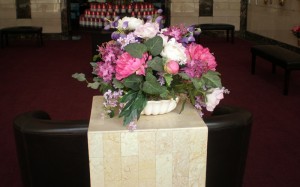 Mausoleum Decor, Table, Flower